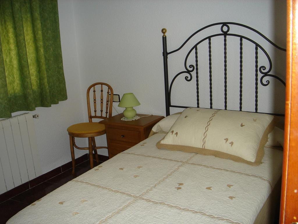 Apartamentos Serrano Ribatajada Ngoại thất bức ảnh