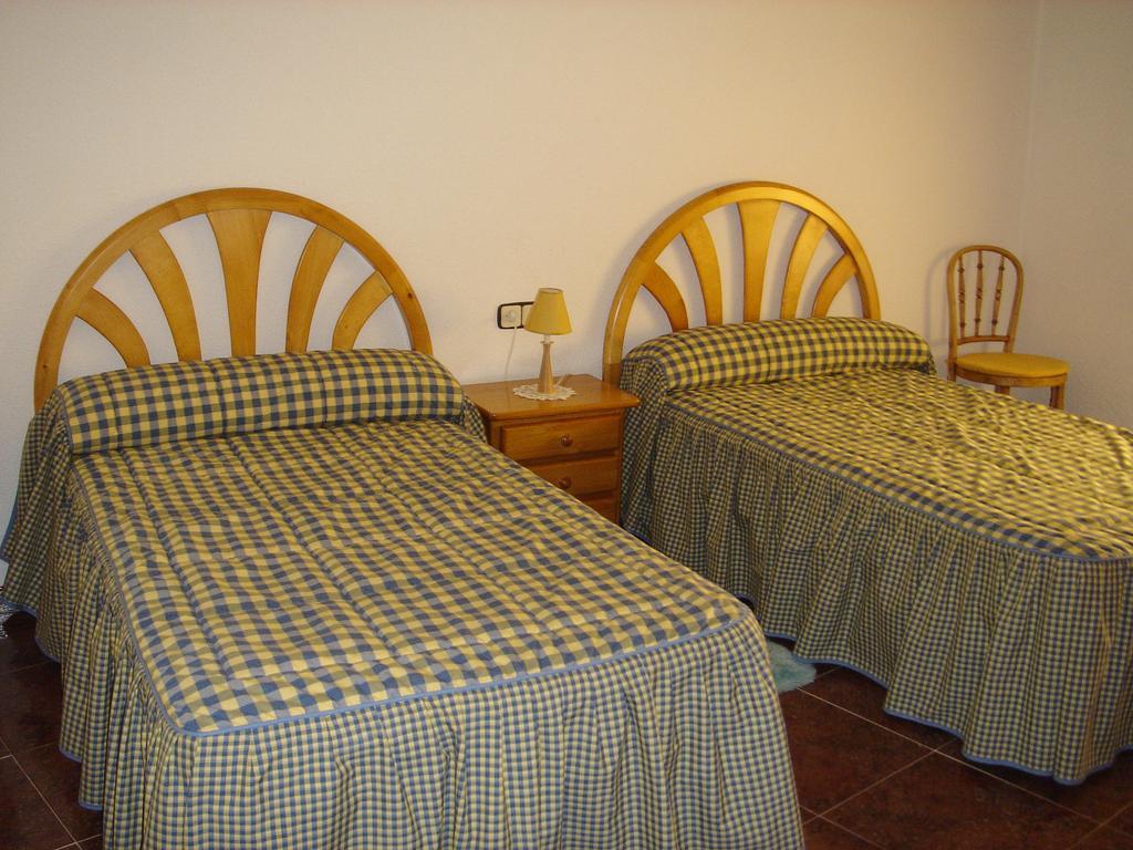 Apartamentos Serrano Ribatajada Ngoại thất bức ảnh