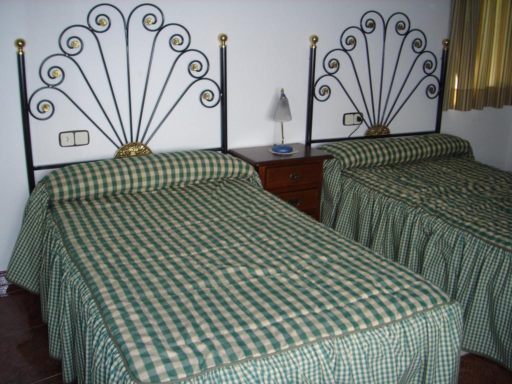 Apartamentos Serrano Ribatajada Ngoại thất bức ảnh