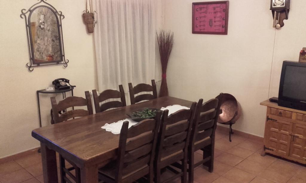 Apartamentos Serrano Ribatajada Ngoại thất bức ảnh