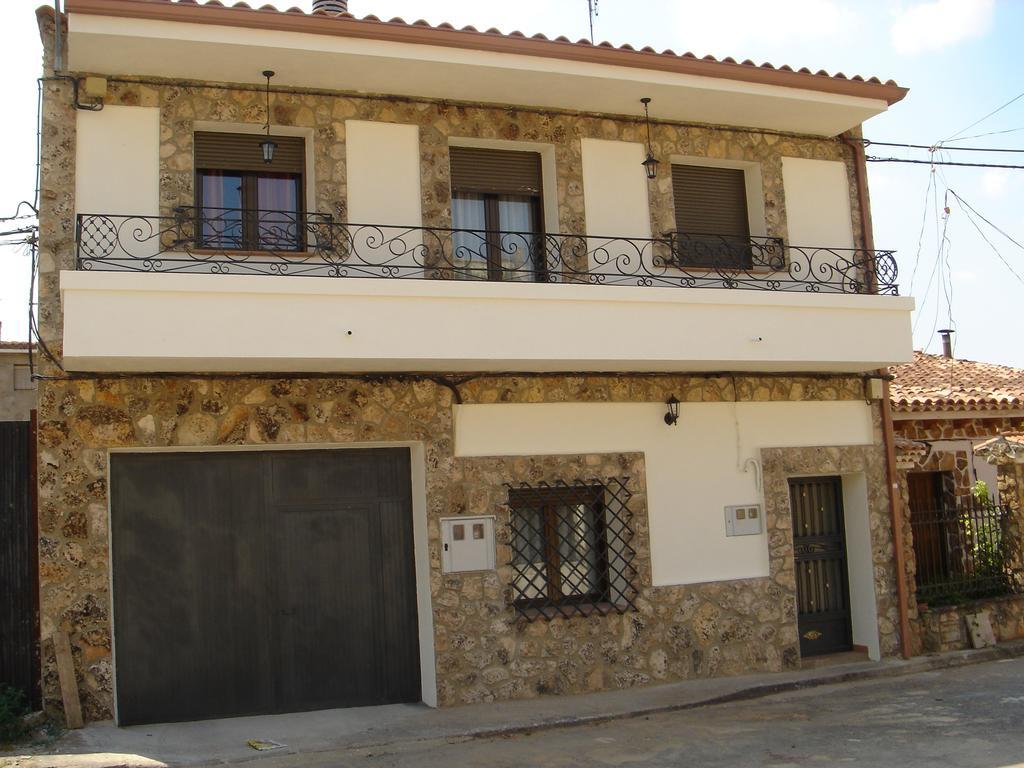 Apartamentos Serrano Ribatajada Ngoại thất bức ảnh